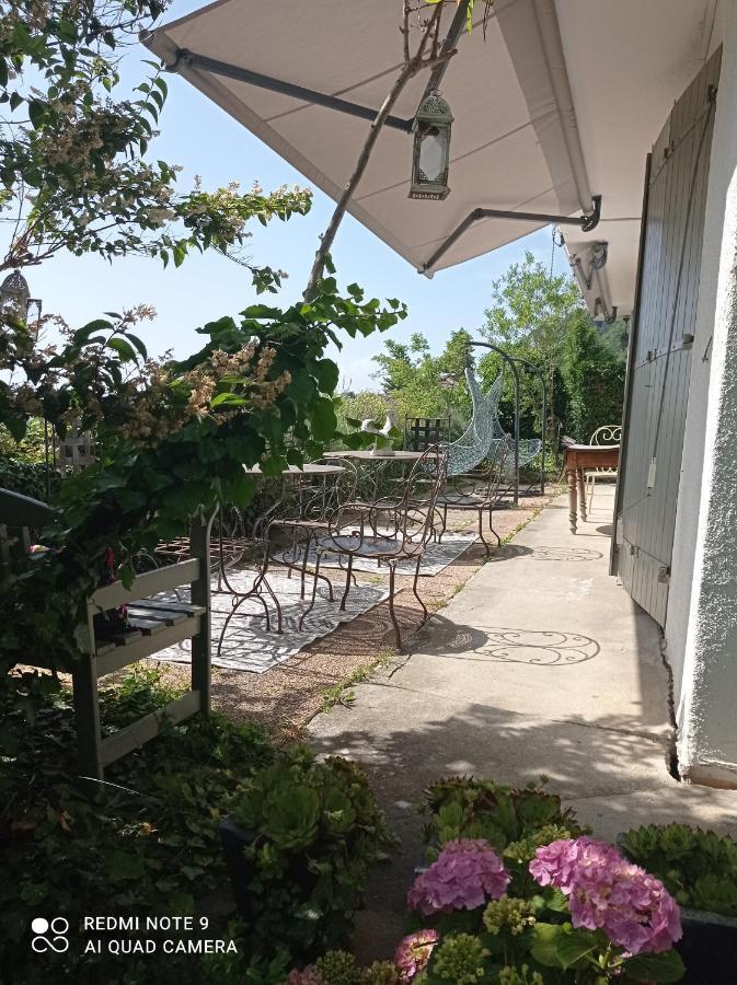 Le Au Bord Du D'annecy - - Les Terrasses Du *