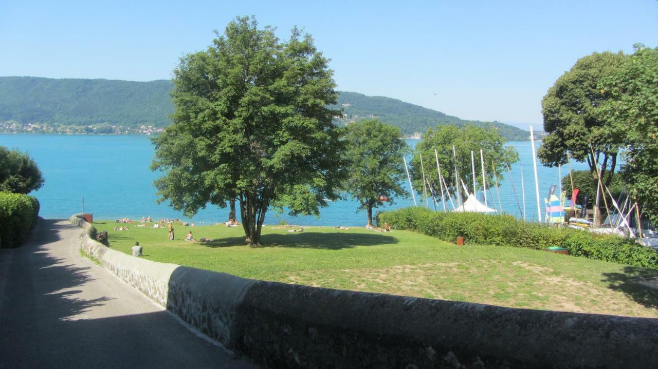 Le Au Bord Du D'annecy - - Les Terrasses Du Homestay *
